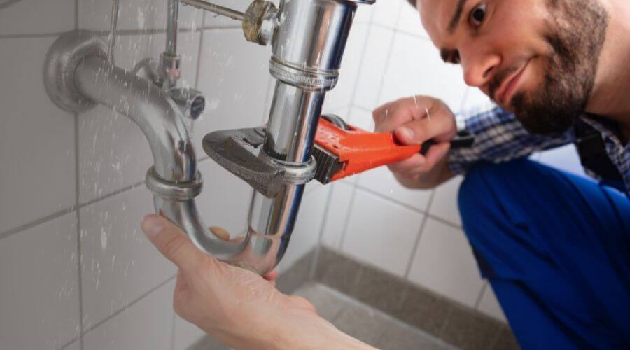 Expert burst pipe repair services in Pulaski, GA